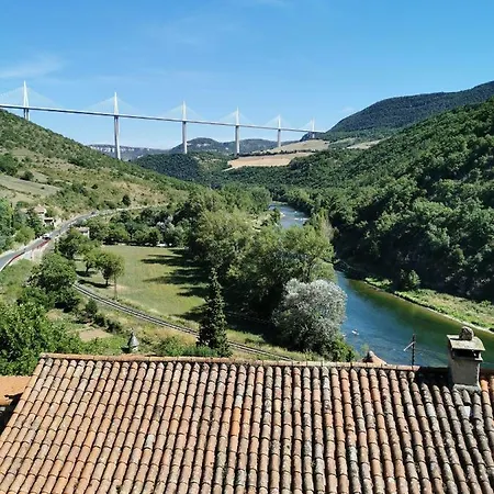 ベッド・アンド・ブレックファスト La Terrasse De Peyre Comprégnac