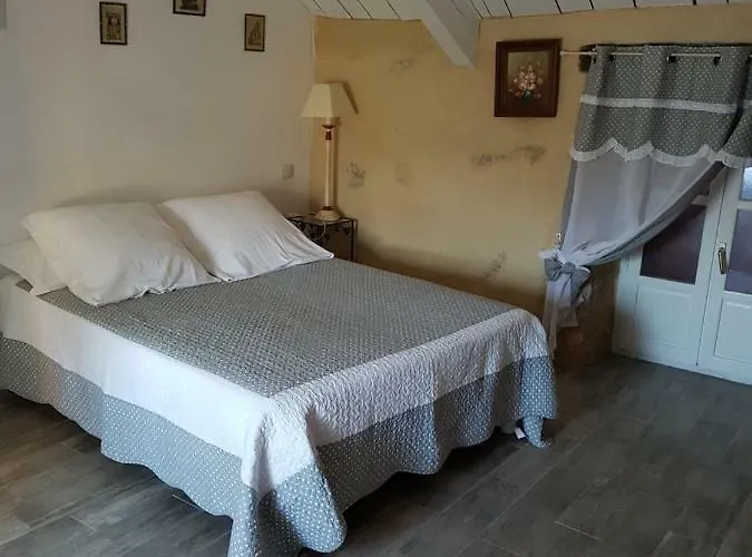 La Terrasse De Peyre Couette-café 3*